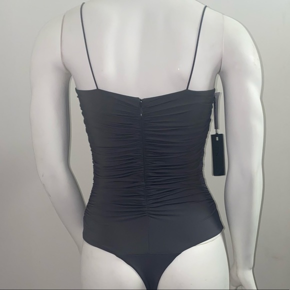 NWT Aritzia Babaton Bodysuit - Picture 3 of 4